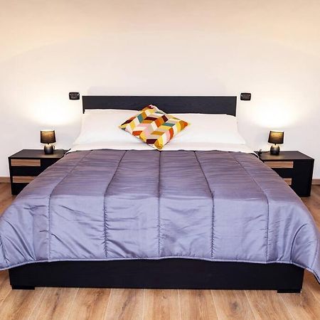Artisti Home Napoli Bagian luar foto