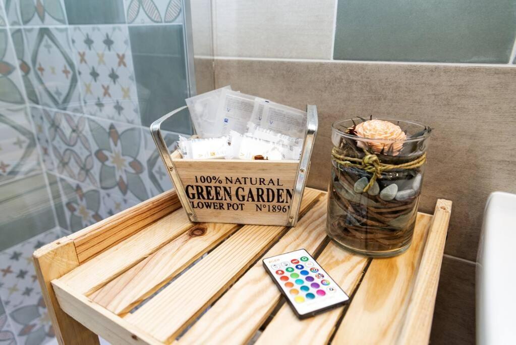 Artisti Home Napoli Bagian luar foto